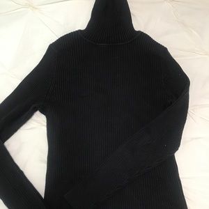 GAP - black ribbed turtleneck